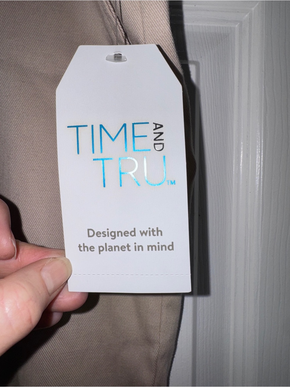 Time and Tru Beige Khaki Straight Leg Flat-Front Pants size 16 NWT - Picture 6 of 12